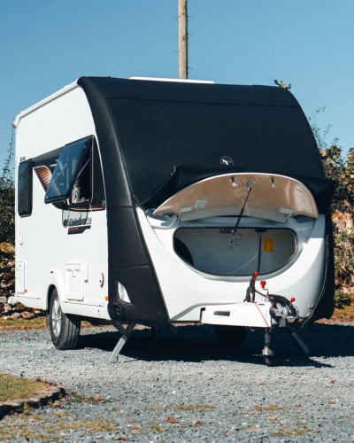 Caravan cover designed for Tow Pro Infinity Elite, offering maximum protection against weather, dust, and scratches. High-quality, tailored cover perfect for outdoor storage to extend your caravan's lifespan.