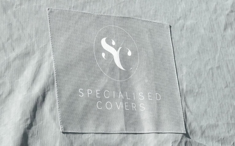 High-quality caravan cover designed to provide protection against weather, UV rays, and dust. Durable, waterproof material with weather-resistant features, ideal for long-term storage and outdoor use.