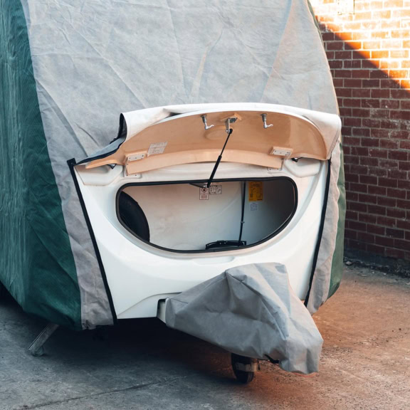 High-quality caravan cover protecting your caravan from weather, dirt, and UV damage with durable waterproof fabric. Custom-fit for all sizes to ensure maximum protection during storage or transport.