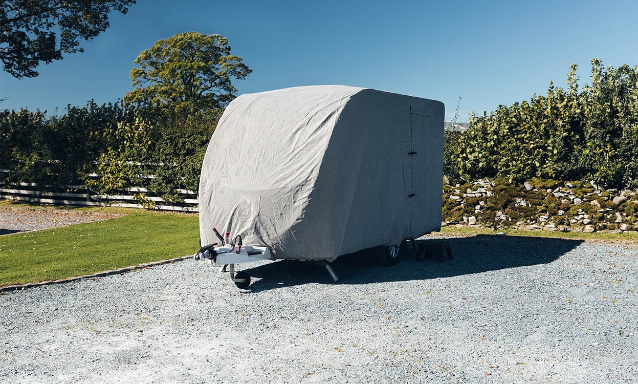 High-quality boat cover designed for outdoor storage, offering protection against rain, sun, and dirt to keep your boat in pristine condition.